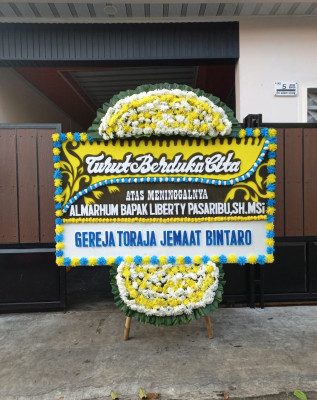 Papan Bunga Duka di Bacan